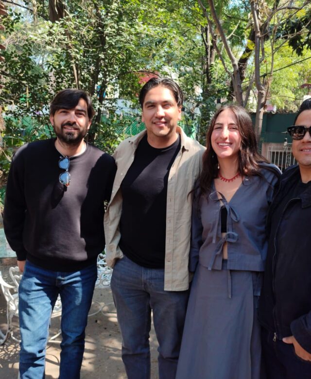 a Garfield y María Centeno llegan al Pepsi Center con un reencuentro que no solo revive una etapa clave de la banda, sino que inaugura un nuevo capítulo creativo.